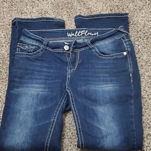 Super cute jeans size 7 Wallflower